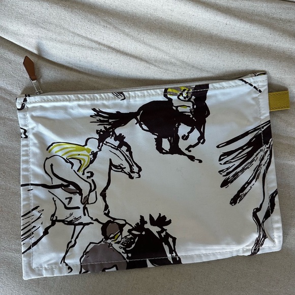 Hermès Paris Equestrian Printed Canvas Pouch with Leather Accent - Picture 2 of 4